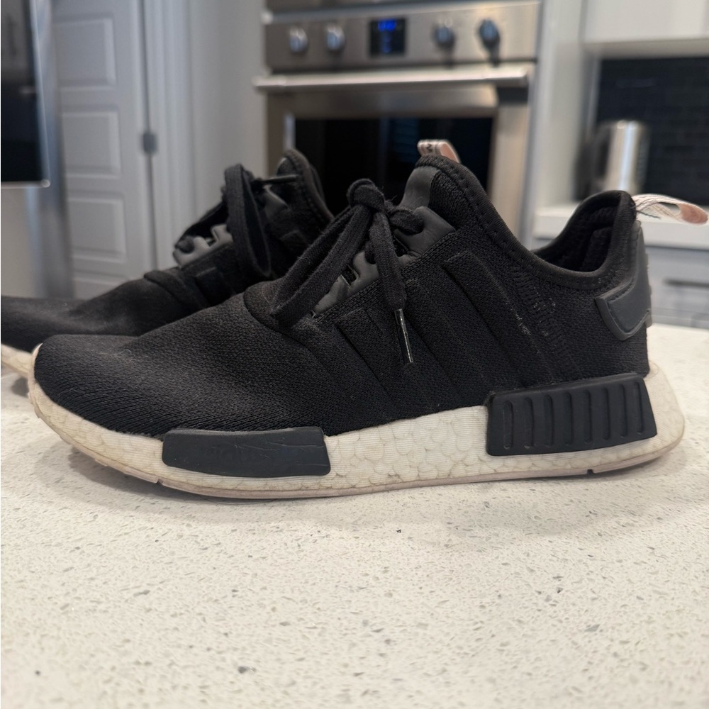 Adidas NMD_R1 Black and White Shoes Women’s size 8